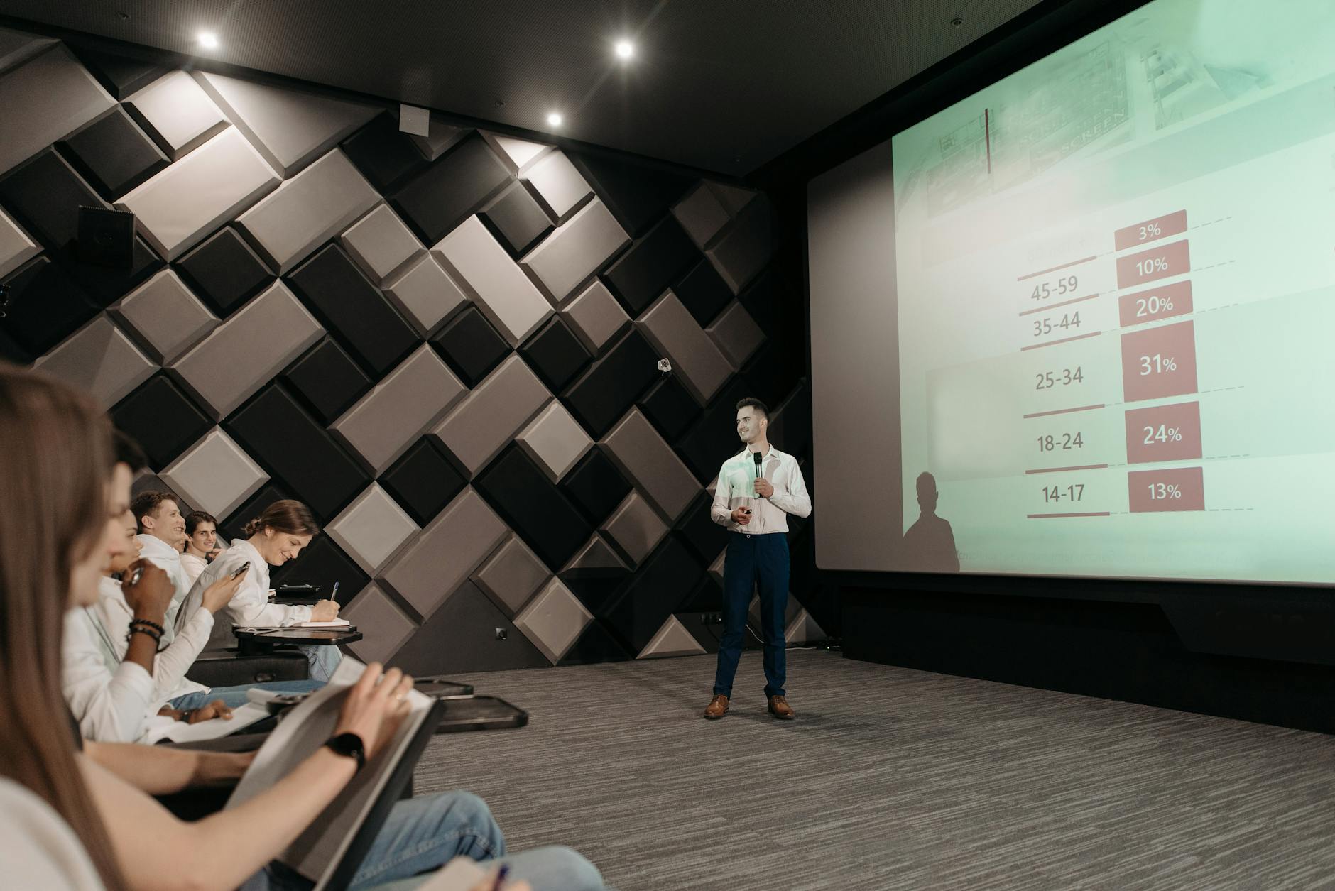 White House Appoints 'AI Czar' Whose Primary Qualification Is Owning a Very Nice Tote Bag From Davos